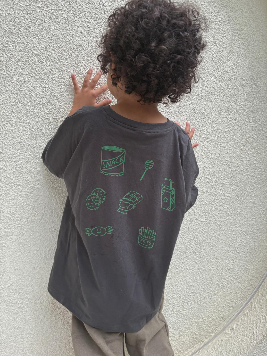 Snacks Tee - Charcoal